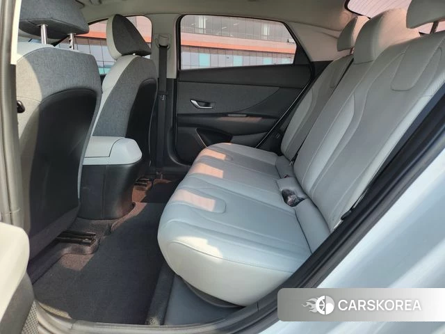 Hyundai Avante Hybrid (CN7) 2021 Белый из Кореи, фото 4