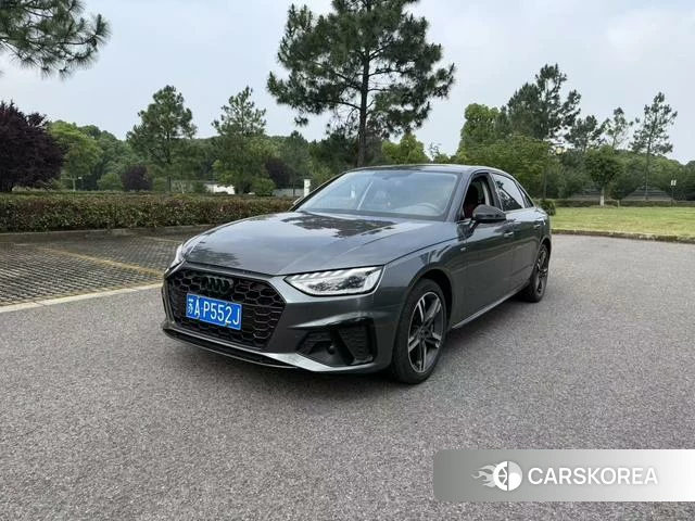 Audi A4L 2022 Темно-серый из Китая, фото 4