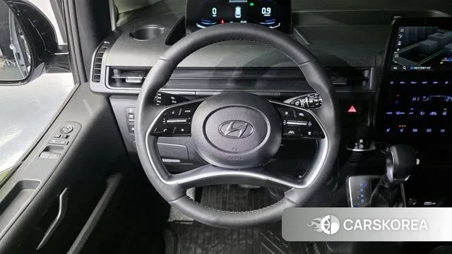 Hyundai Staria 2022 Серебряный из Кореи, фото 4