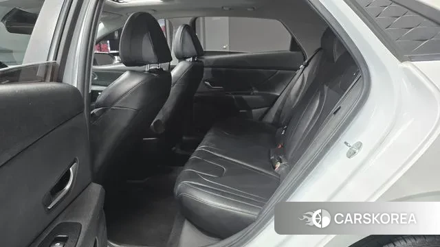 Hyundai The New Avante (CN7) 2023 Белый из Кореи, фото 4