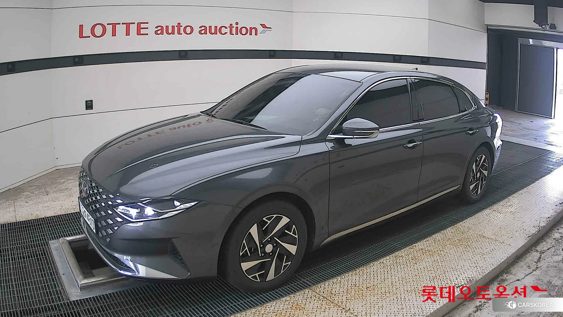 Hyundai Grandeur Hybrid 2023 Nocturne Grey Metallic из Кореи, фото 4