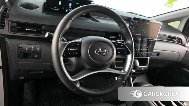Hyundai Staria 2023 Белый из Кореи, фото 4