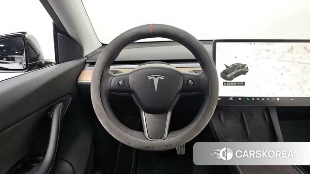 Tesla Model Y 2021 Черный из Кореи, фото 4