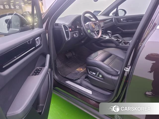 Porsche Cayenne 2021 Красный из Китая, фото 4