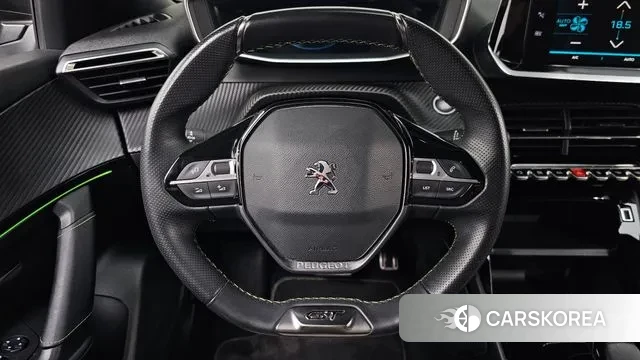 Peugeot e-2008 second generation 2020 Белый из Кореи, фото 4