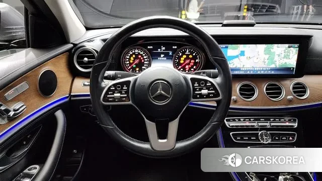 Mercedes-Benz E-Class W213 2020 Серый из Кореи, фото 4