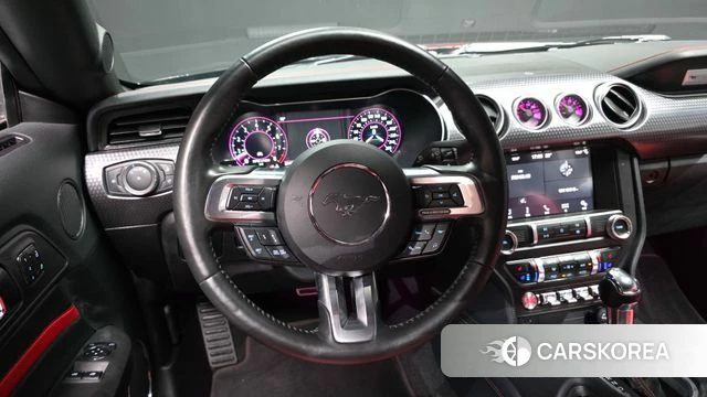 Ford Mustang 2019 Черный из Кореи, фото 4