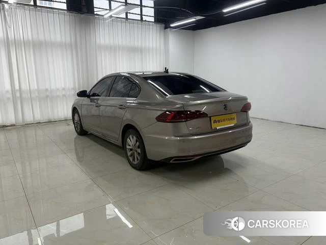 Volkswagen Bora 2021 Желтый из Китая, фото 4