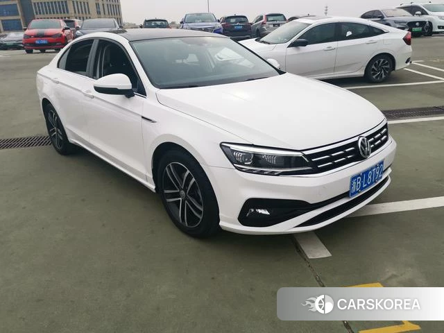 Volkswagen Lingdu 2021 Белый из Китая, фото 4