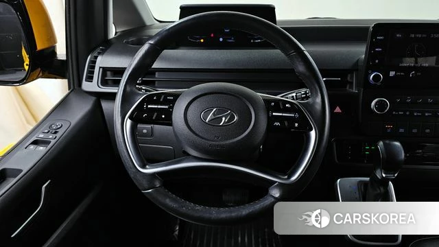 Hyundai Staria 2022 Желтый из Кореи, фото 4