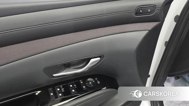 Hyundai The New Tucson Hybrid (NX4) 2024 Белый из Кореи, фото 4