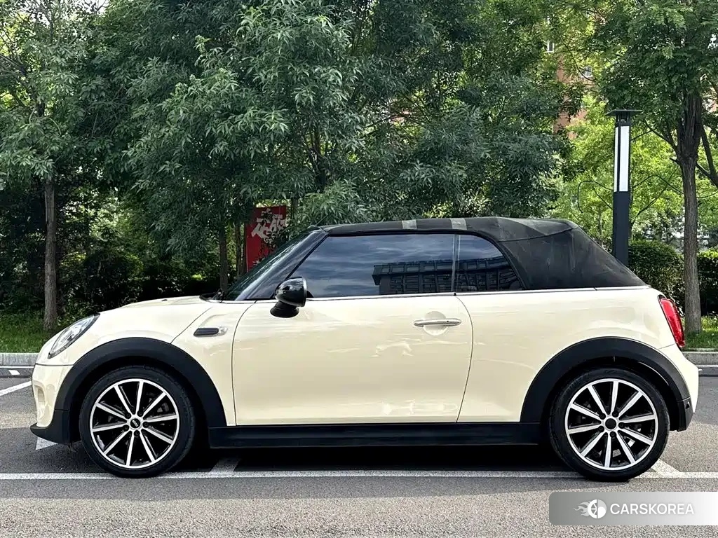 MINI Cooper 2019 Yellow/orange из Китая, фото 4