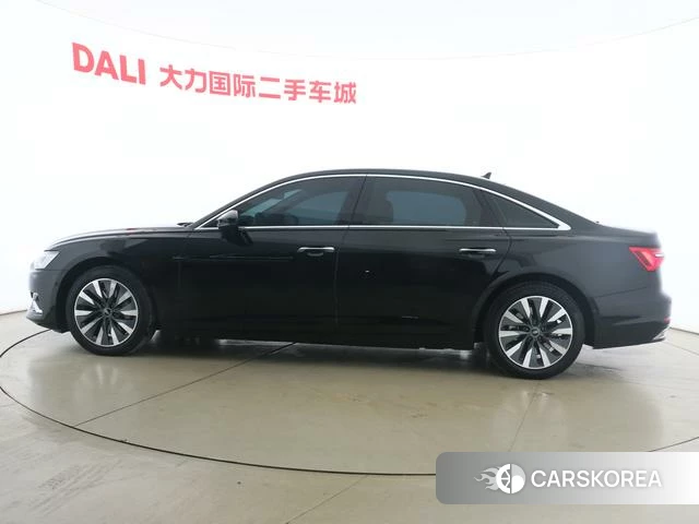 Audi A6L 2023 Черный из Китая, фото 4