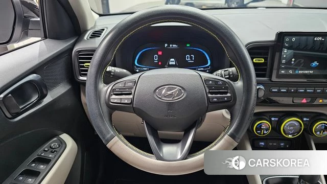 Hyundai Venue 2024 Серебряный из Кореи, фото 4