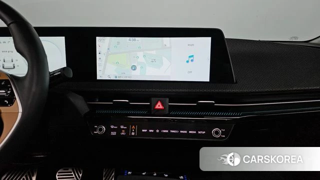 Kia EV6 2023 Белый из Кореи, фото 4