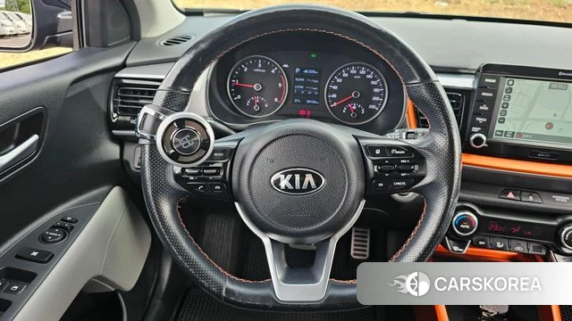 Kia Stonic 2018 Черный из Кореи, фото 4