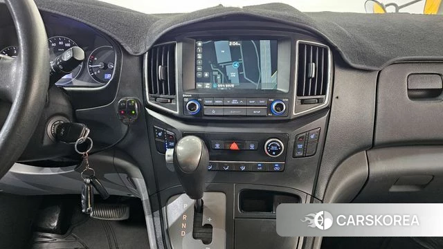 Hyundai The New Grand Starex 2018 Желтый из Кореи, фото 4