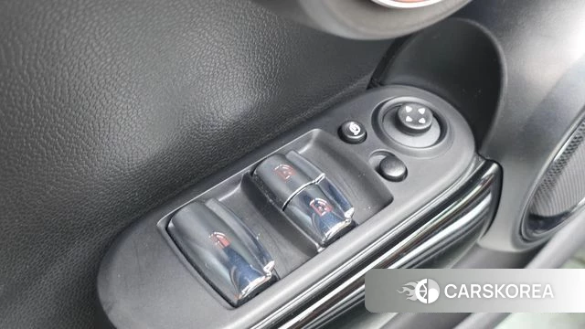 Mini Cooper S Convertible 2024 Зеленый из Кореи, фото 4