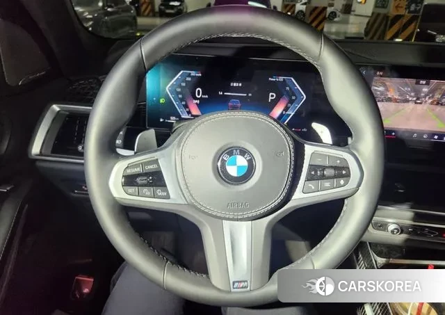 BMW X7 (G07) 2025 Черный из Кореи, фото 4