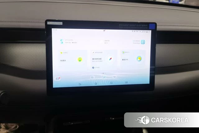 BYD Qin PLUS DM 2025 Темно-серый из Китая, фото 4