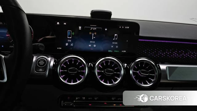Mercedes-Benz GLB-Class X247 2024 Белый из Кореи, фото 4