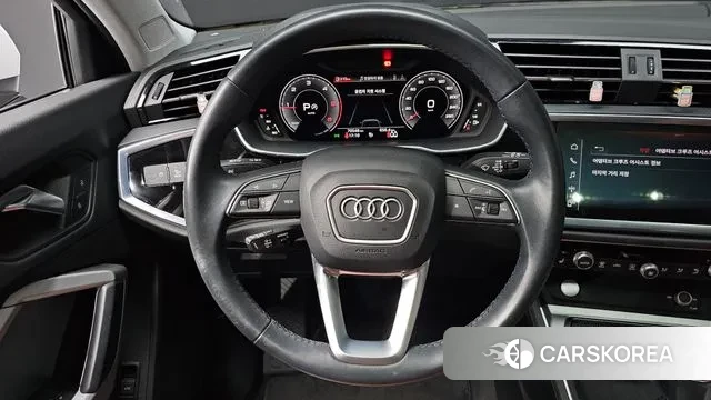 Audi Q3 (F3) 2020 Белый из Кореи, фото 4