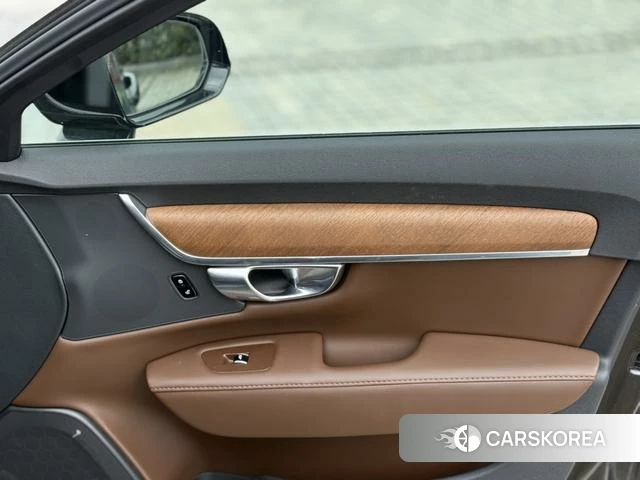 Volvo S90 2025 Черный из Китая, фото 4