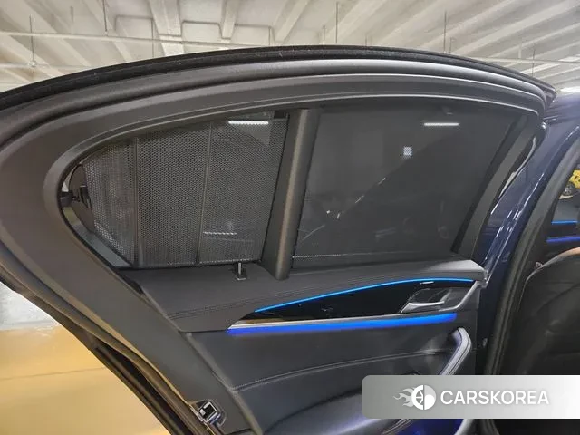 BMW 5 Series (G30) 2019 Синий из Кореи, фото 4