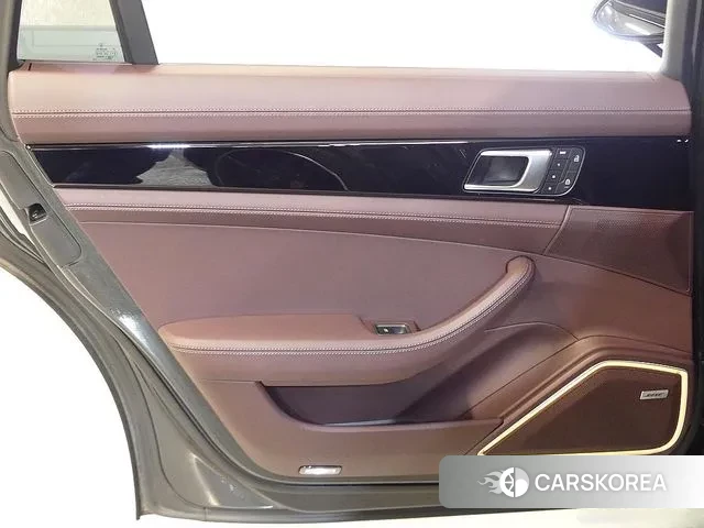 Porsche Panamera (971) 2023 Серый из Кореи, фото 4