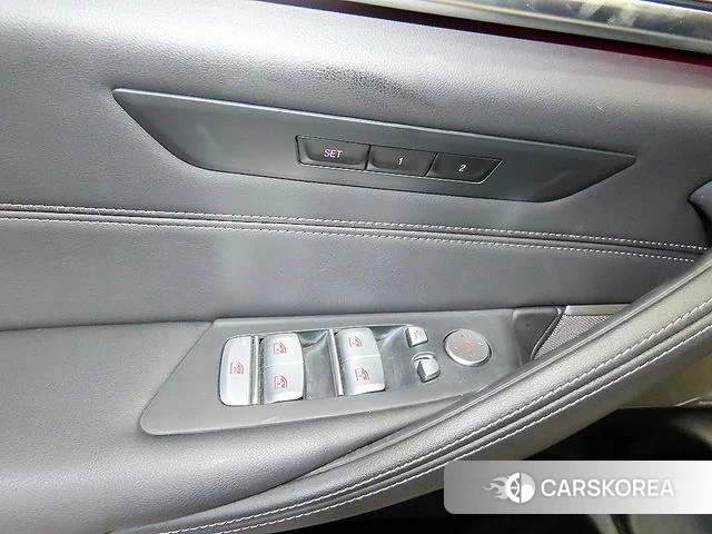 BMW 5 Series (G30) 2021 Белый из Кореи, фото 4