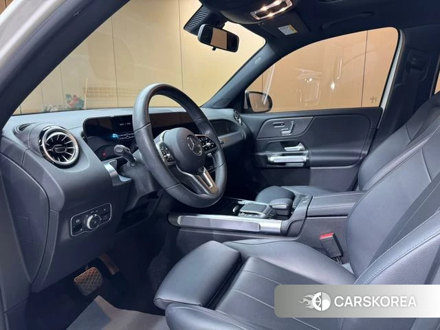 Mercedes-Benz GLB 2023 Белый из Китая, фото 4
