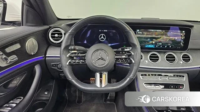 Mercedes-Benz E-Class W213 2022 Белый из Кореи, фото 4