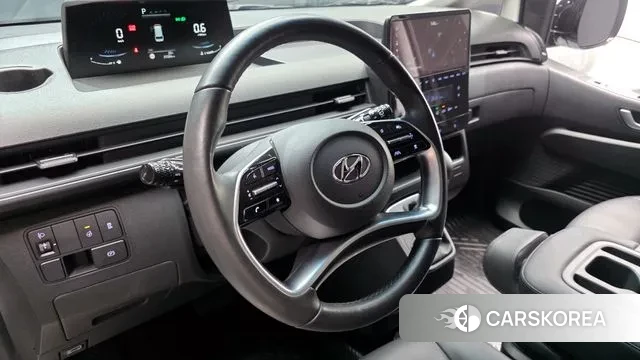 Hyundai Staria 2023 Белый из Кореи, фото 4