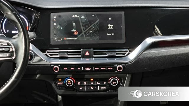 Kia Niro Plus 2022 Серебряный из Кореи, фото 4
