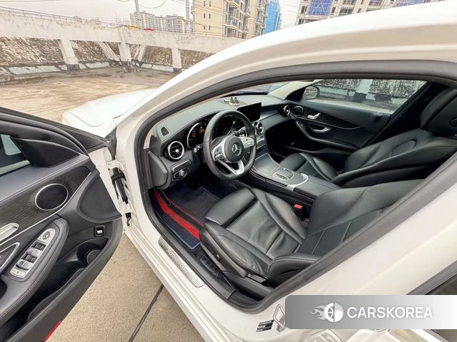 Mercedes-Benz Class C 2021 Белый из Китая, фото 4