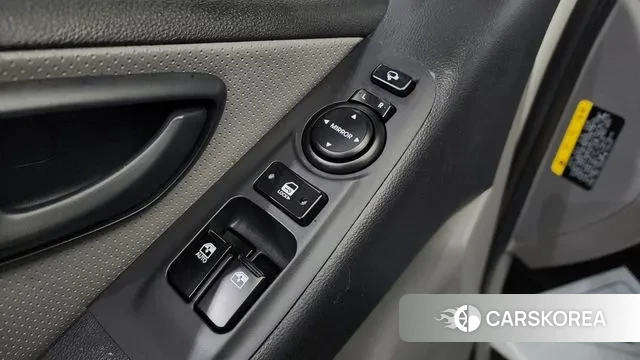 Hyundai The New Grand Starex 2018 Белый из Кореи, фото 4