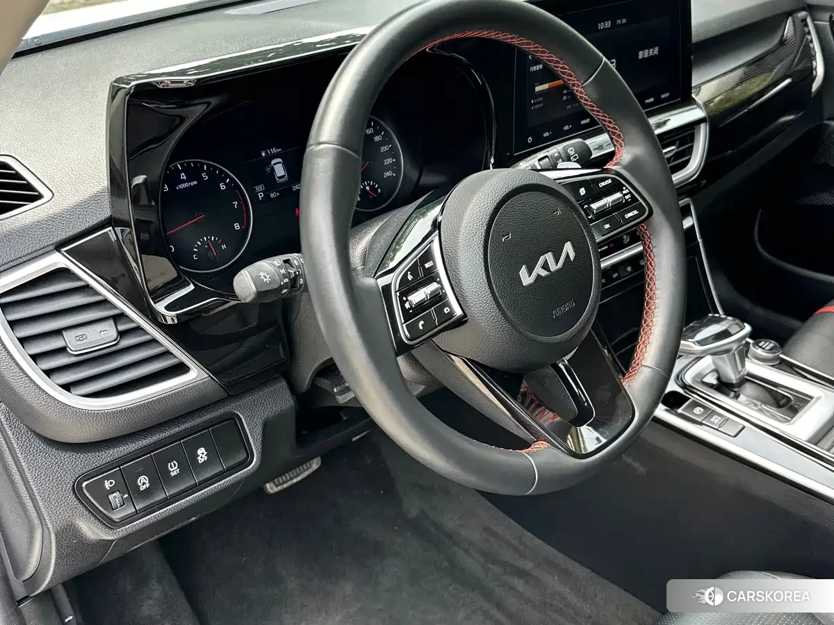 Kia KX3 2022 Белый из Китая, фото 4
