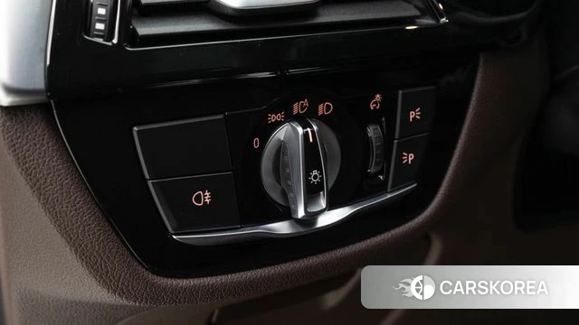 BMW 6 Series GT (G32) 2021 Белый из Кореи, фото 4