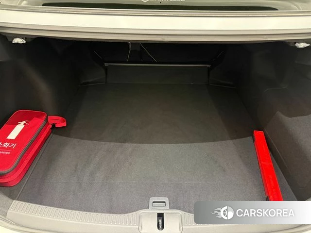 Toyota Crown Crossover 2024 Белый из Кореи, фото 4