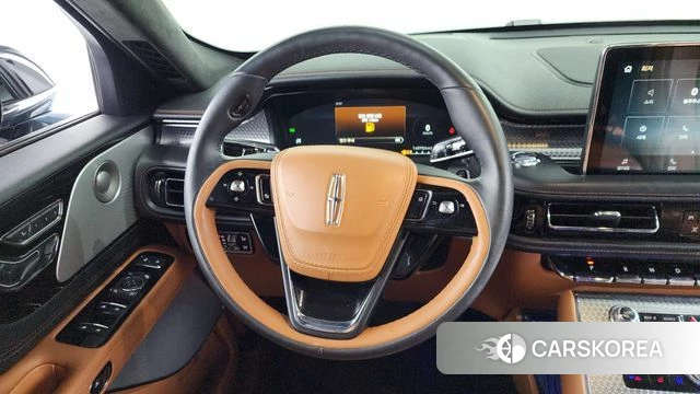 Lincoln Aviator 2nd generation 2020 Серый из Кореи, фото 4