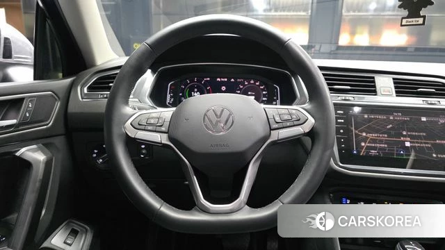 Volkswagen Tiguan Allspace 2023 Синий из Кореи, фото 4