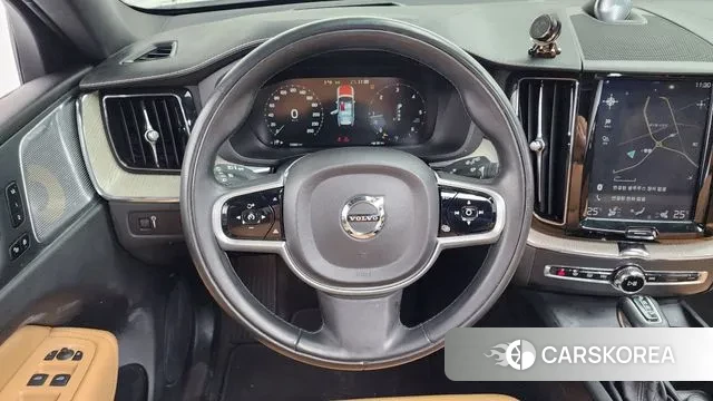 Volvo XC60 second Generation 2019 Белый из Кореи, фото 4