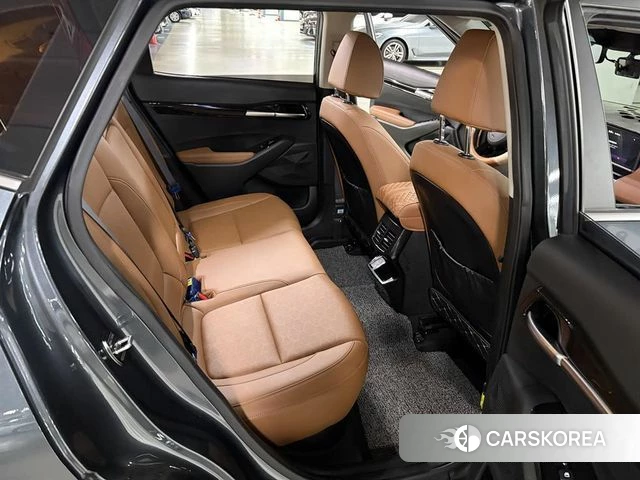 Kia The New Seltos 2023 Серый из Кореи, фото 4