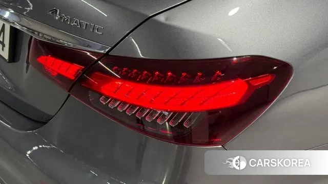 Mercedes-Benz E-Class W213 2022 Серый из Кореи, фото 4