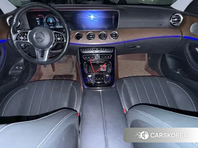 Mercedes-Benz E-Class W213 2019 Белый из Кореи, фото 4