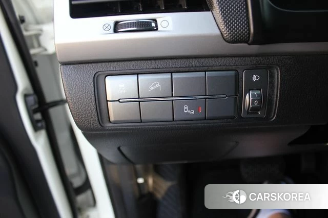 Ssangyong Rexton Sports 2019 Белый из Кореи, фото 4