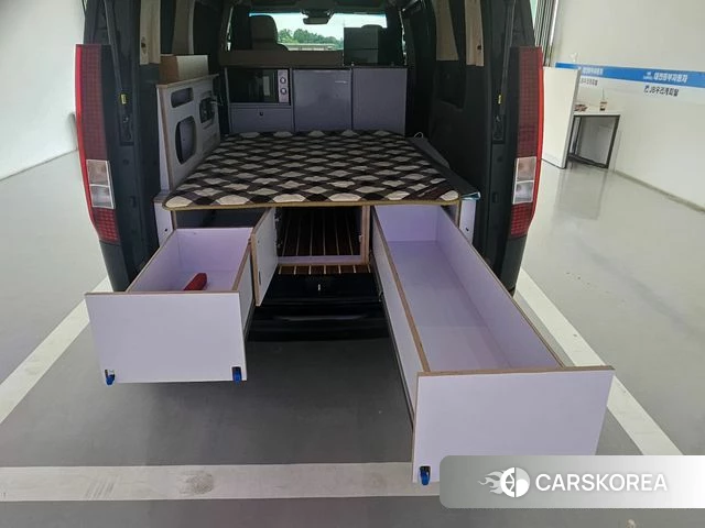Hyundai Staria 2024 Серый из Кореи, фото 4