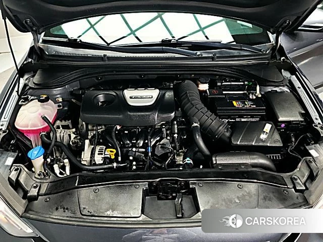 Hyundai Avante AD 2018 Серый из Кореи, фото 4