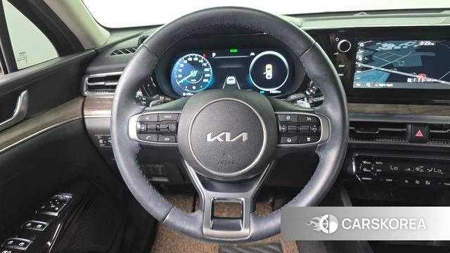 Kia K5 3rd generation 2023 Серый из Кореи, фото 4