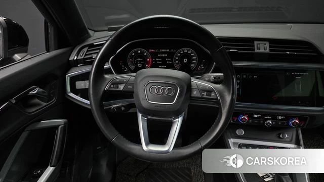 Audi Q3 (F3) 2020 Черный из Кореи, фото 4